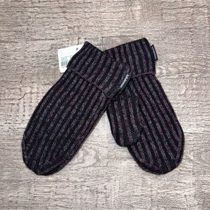 NWT Lululemon Women's Textured Fleece-Lined Knit Mittens Size XS/S